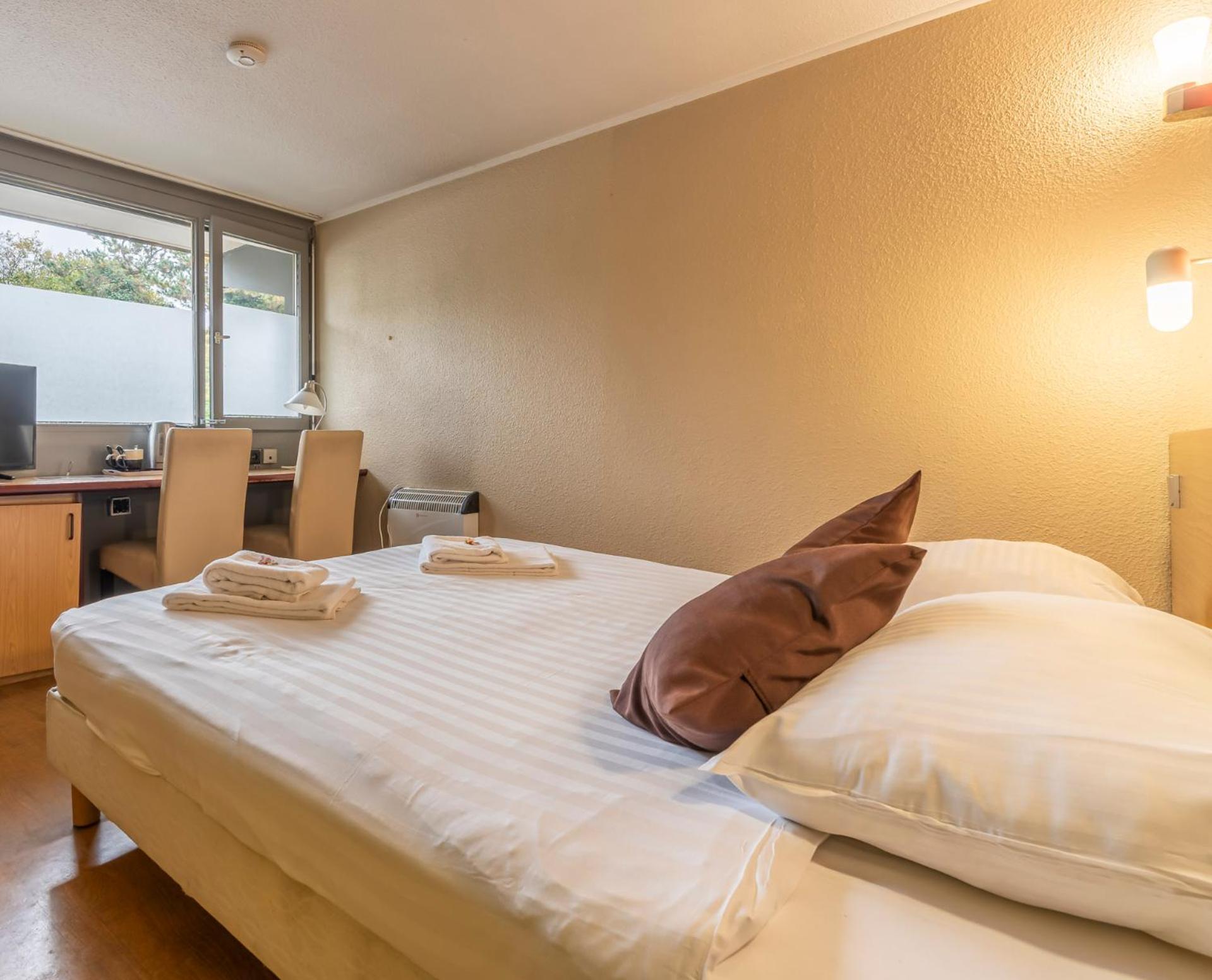 Sleep & Go Brugge Hotel Екстериор снимка